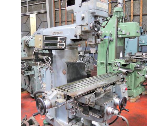 MAKINO KSAP-55 Vertical Milling Machine Image 2