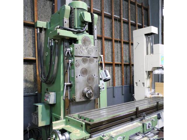 OKK MH-4P Horizontal Milling Machine Image 5