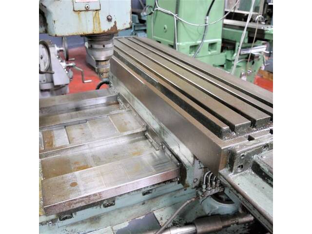 新潟 2UMD Universal Milling Machine Image 5