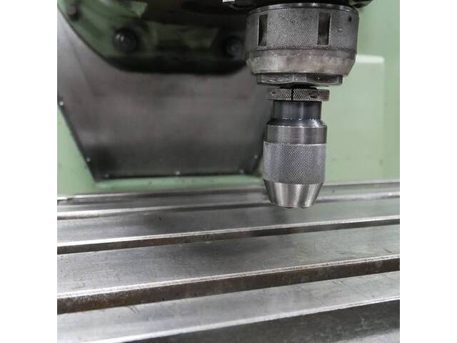 新潟 3UMD型 Universal Milling Machine Image 4