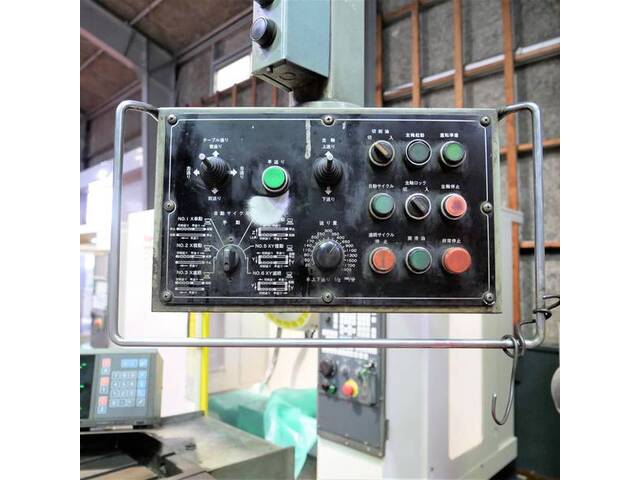 TAKEDA MACHINE TOOLS TK-US-3N Universal Milling Machine Image 2