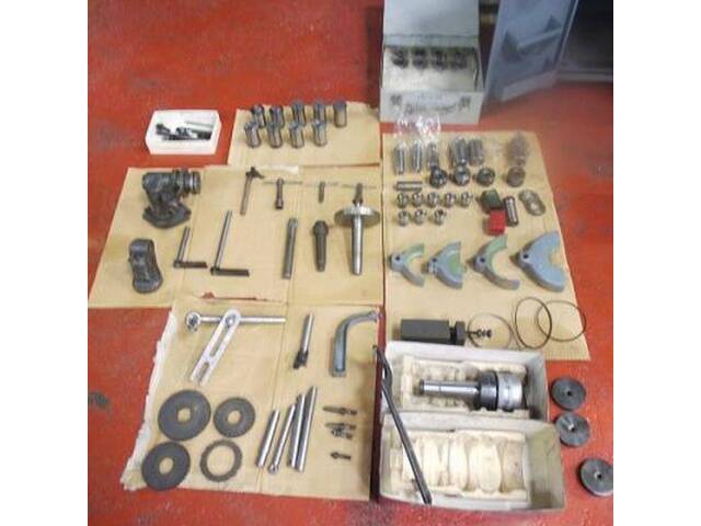 MAKINO C-25 Tool Grinder Image 13
