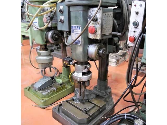 吉良鉄工 KTV-1 Desktop Drilling Machine Image 1