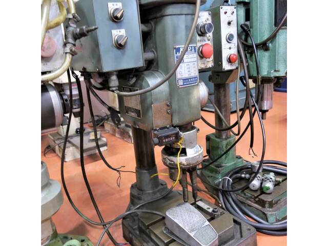 吉良鉄工 KTV-1 Desktop Drilling Machine Image 7