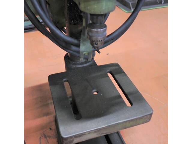 吉良鉄工 KRT-10 Desktop Drilling Machine Image 4