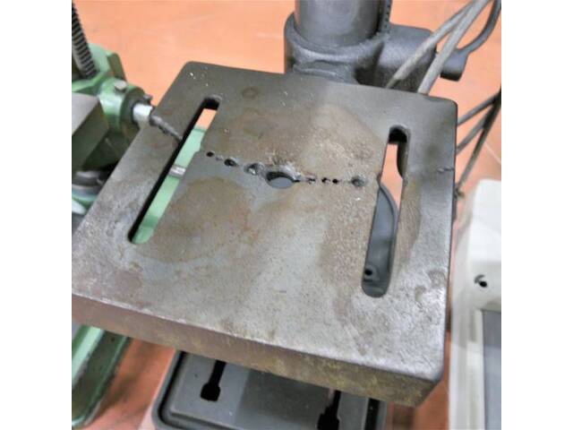 吉良鉄工 NSD-13R Desktop Drilling Machine Image 5