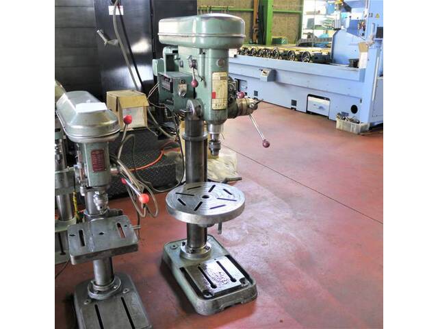 吉良鉄工 KRTG-420 Desktop Drilling Machine Image 2