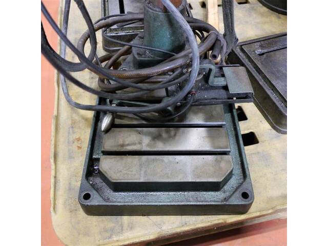 吉良鉄工 KAD-08 Desktop Drilling Machine Image 4
