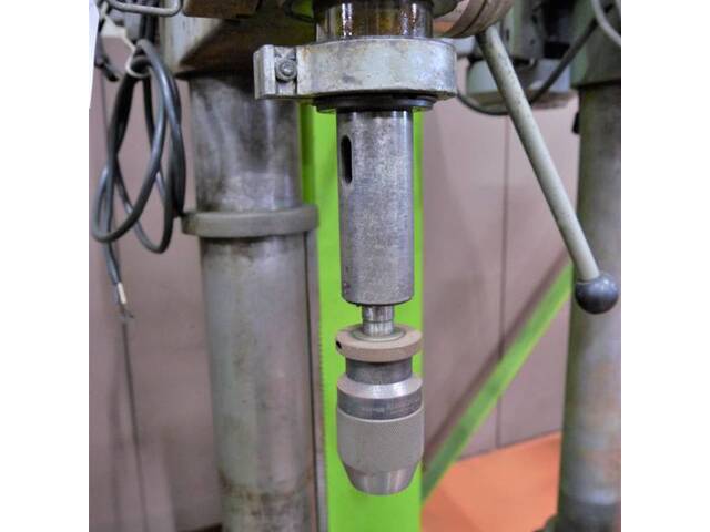 HIKOKI DE-4300 Desktop Drilling Machine Image 4