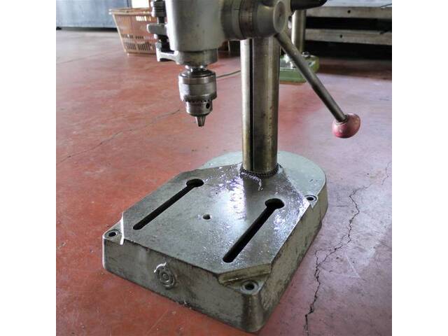 HITACHI NPA11-3 Desktop Drilling Machine Image 4
