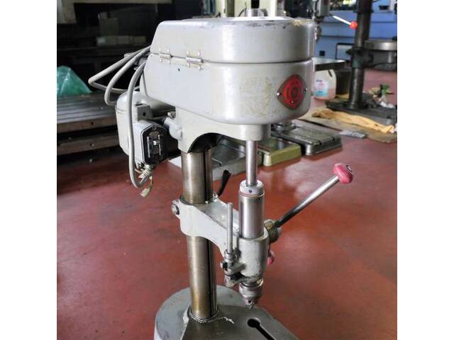 HITACHI NPA11-3 Desktop Drilling Machine Image 7