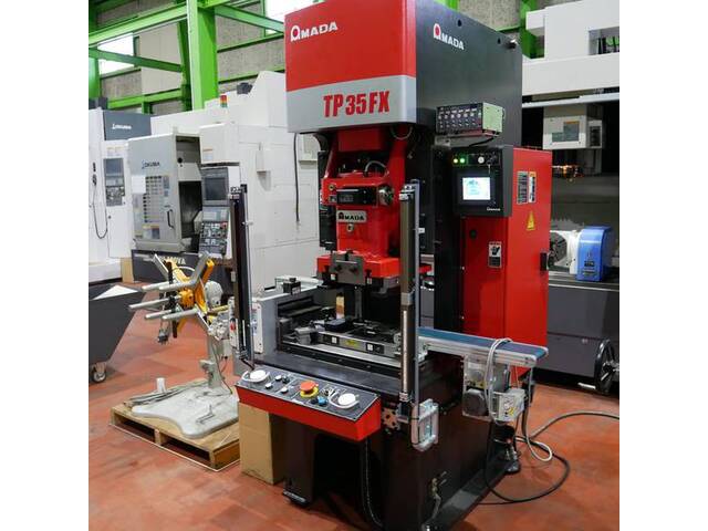 AMADA TP-35FX C-Frame Press Image 2