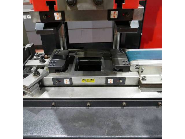 AMADA TP-35FX C-Frame Press Image 4
