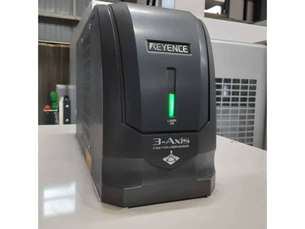 キーエンス 3Axis-YVO4 Laser Cutting Machine