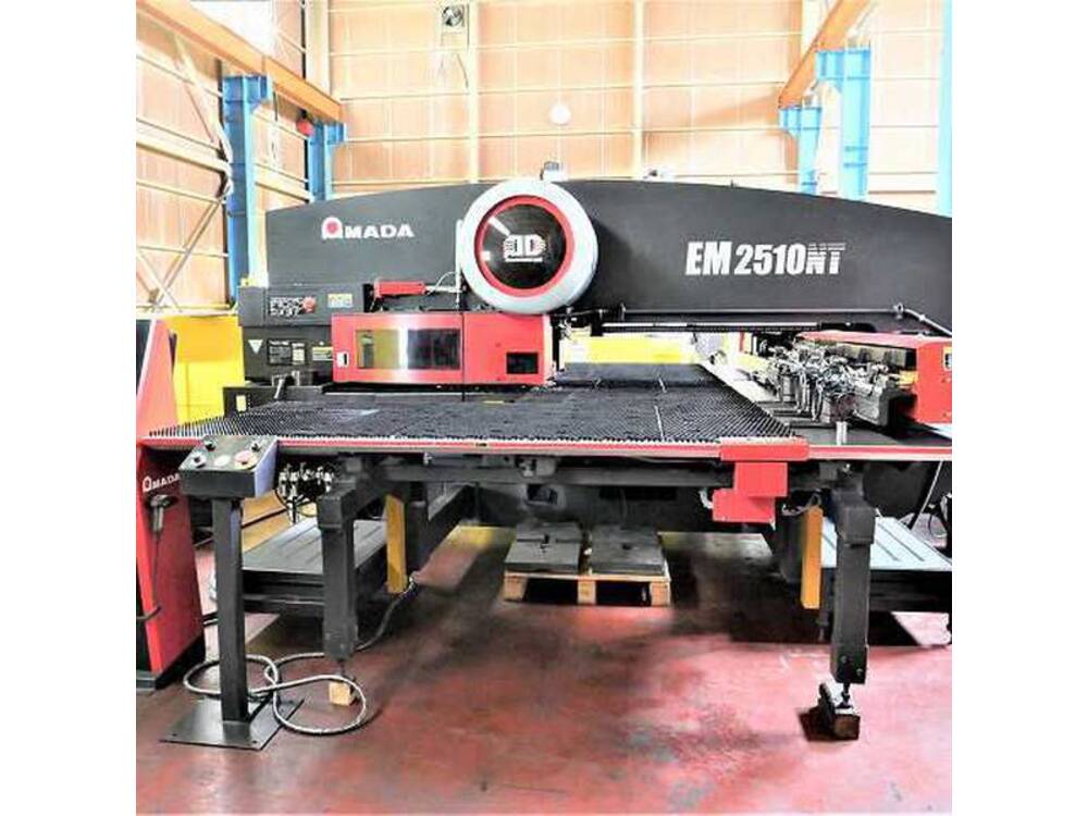AMADA EM2510NT Turret Punch Press