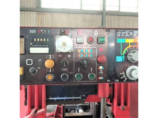 AMADA HA-400 Band Saw Image 2