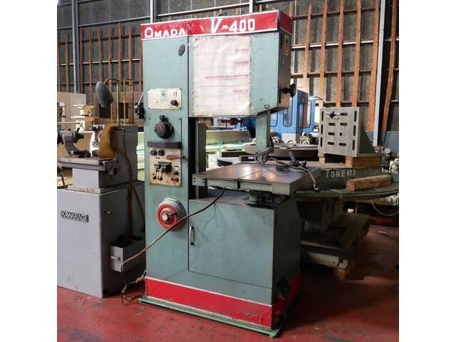 AMADA V-400 Contour Machine Image 1