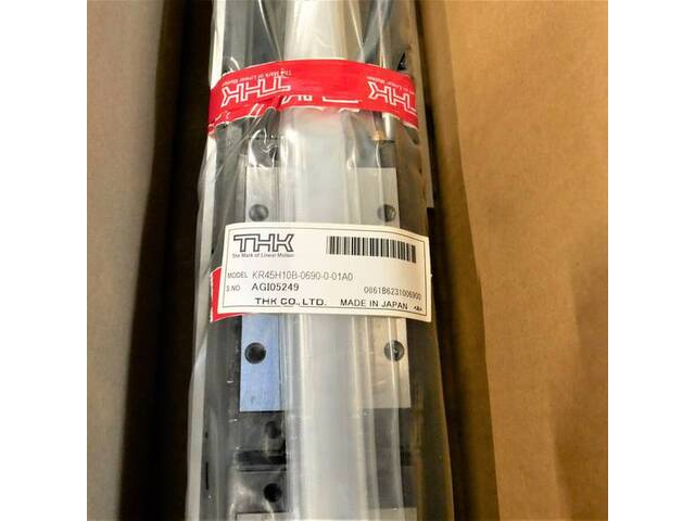 THK KR45H10B-0690-0-01A0 Robot Image 5