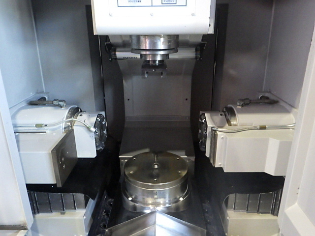TAKEDA MACHINE TOOLS BXR430SV NC Double-head Milling Machine Image 2