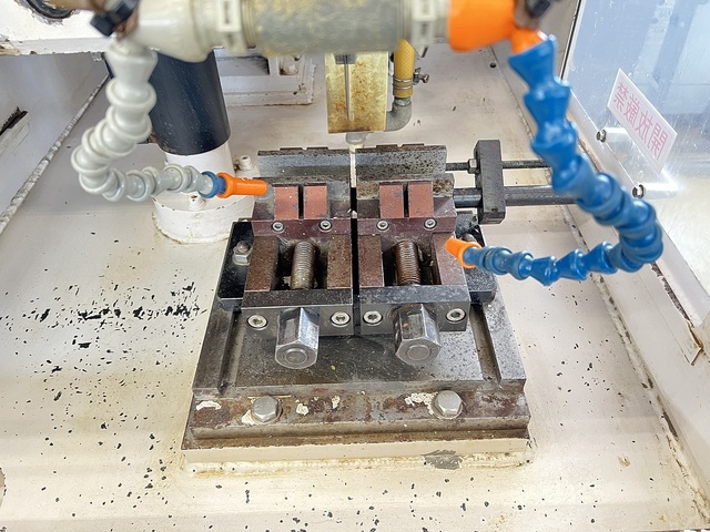 HEIWA TECHNICA SP-7 Cutting Machine Image 4