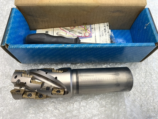 京セラ MECH050-S42-17-5-4T エンドミル の画像 1枚目
