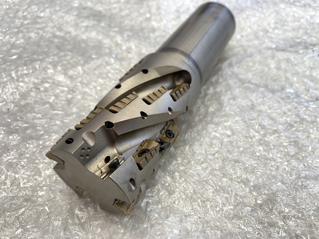 京セラ MECH050-S42-17-5-4T エンドミル の画像 2枚目