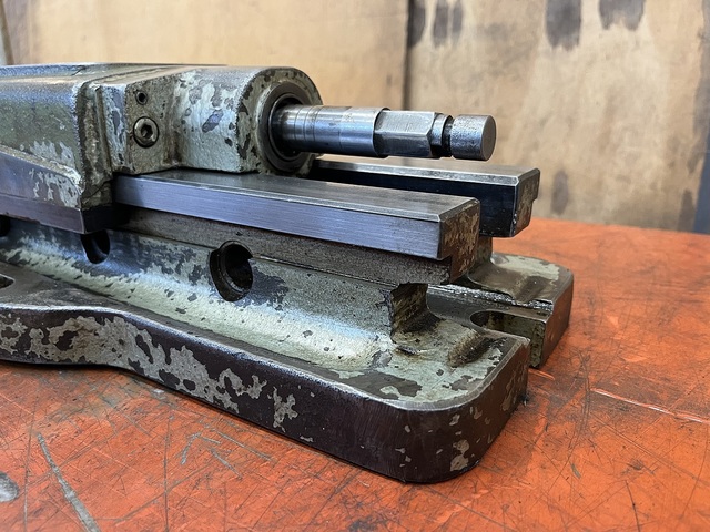 TAKEDA MACHINE TOOLS TK-150HVS Vice Image 6