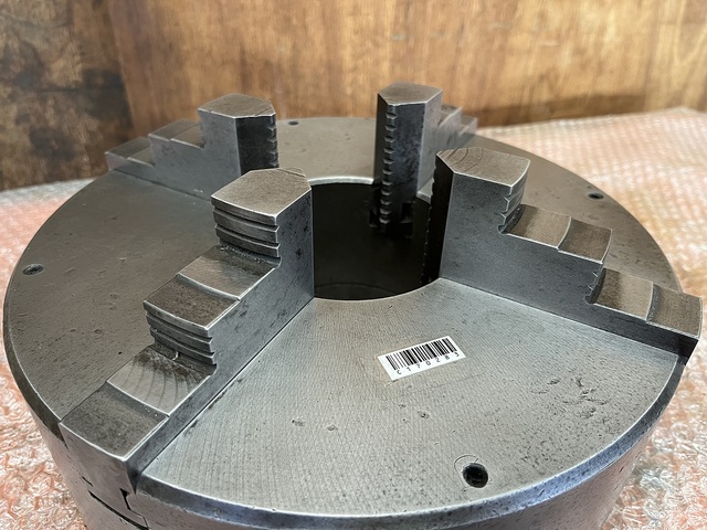 --  Lathe Chuck Image 3