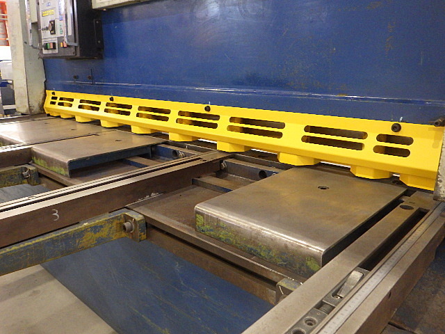 Komatsu SHF4×205 Shearing Machine Image 3