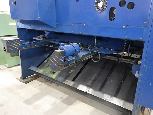 Komatsu SHF4×205 Shearing Machine Image 6