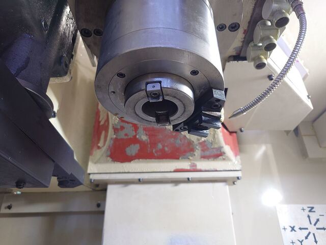 大隈豊和 MILLAC-415V Vertical Machining Center Image 5