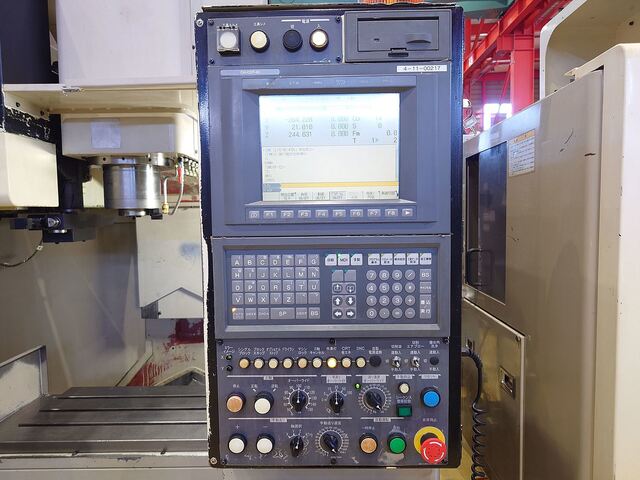 大隈豊和 MILLAC-415V Vertical Machining Center Image 6