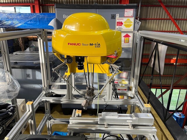 FANUC M-1iA/0.5AL Robot Image 8