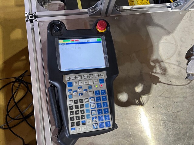 FANUC M-1iA/0.5AL Robot Image 4