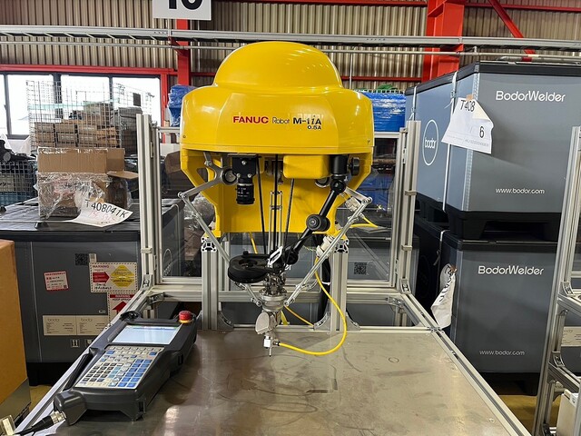 FANUC M-1iA/0.5AL Robot Image 7