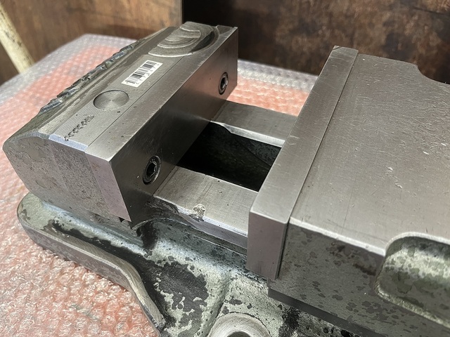 TAKEDA MACHINE TOOLS TK-150HVS Vice Image 2