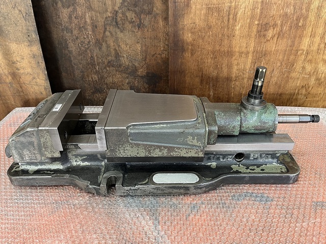 TAKEDA MACHINE TOOLS TK-175HVS-U Vice Image 1