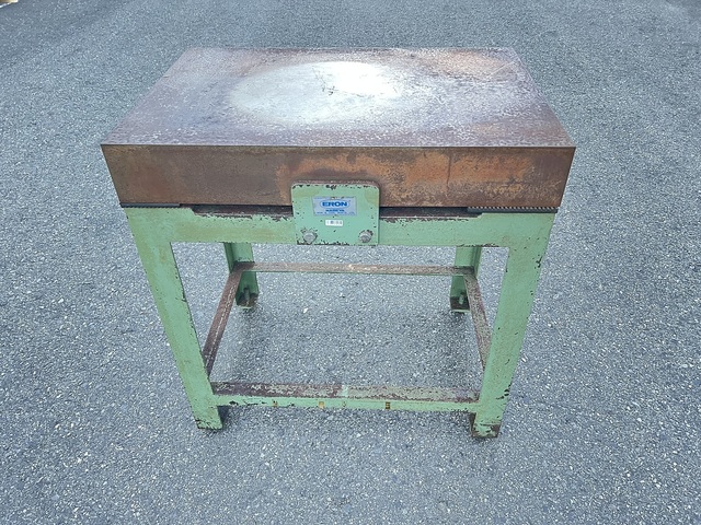 不明  Surface plate/Workbench Image 1