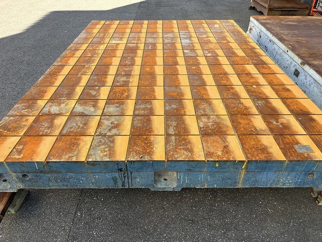 不明  Surface plate/Workbench Image 2