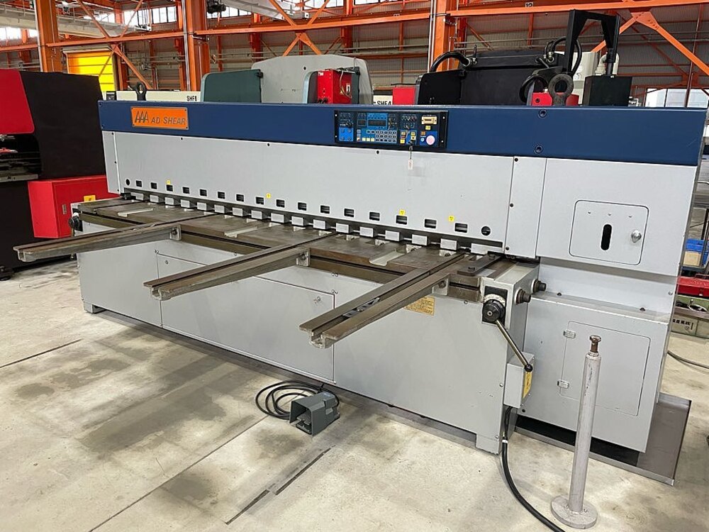 AIZAWA TEKKOSHO AD-525 Shearing Machine