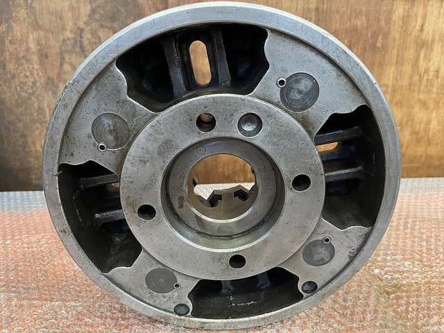 --  Lathe Chuck Image 5