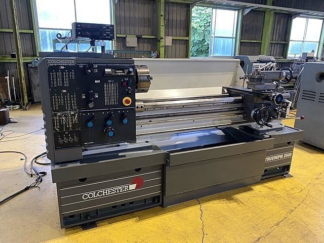 COLCHESTER TRIUMP2500 Lathe Image 3