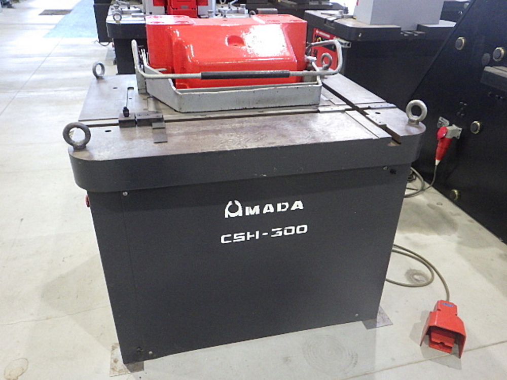 AMADA CSH-300 Corner Shear
