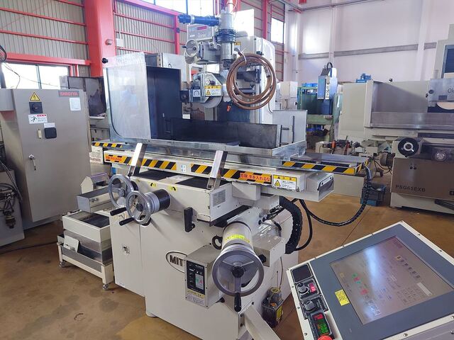 Mitsui High-tec MSG-618PC-NC NC Surface Grinder Image 17