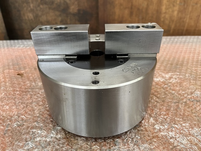 北川 AT06 Lathe Chuck Image 1