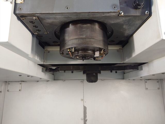 MORI SEIKI NV4000 Vertical Machining Center Image 5