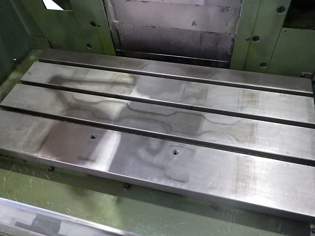 MAKINO KEV-55 NC Vertical Milling Machine Image 7