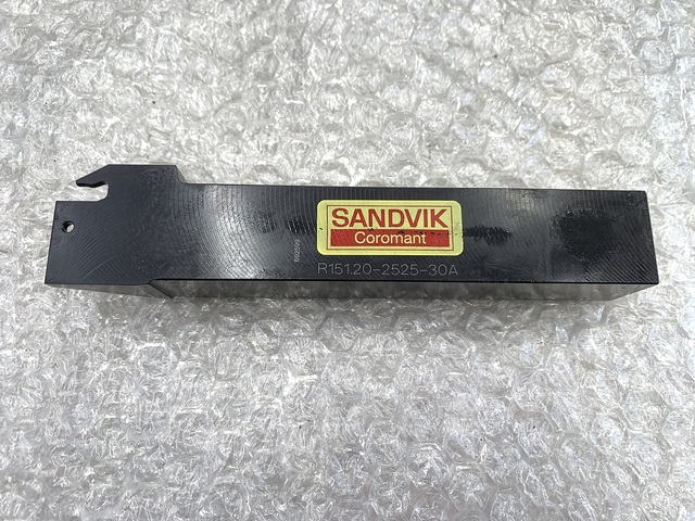 サンドビック R151.20-2525-30A バイト の画像 1枚目
