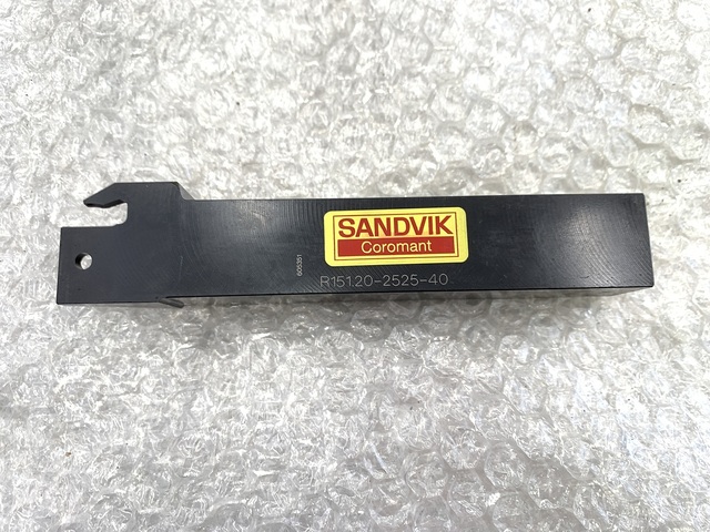 サンドビック R151.20-2525-40 バイト の画像 1枚目