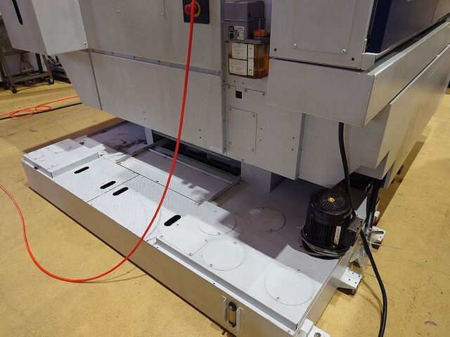 MORI SEIKI NV4000 Vertical Machining Center Image 11